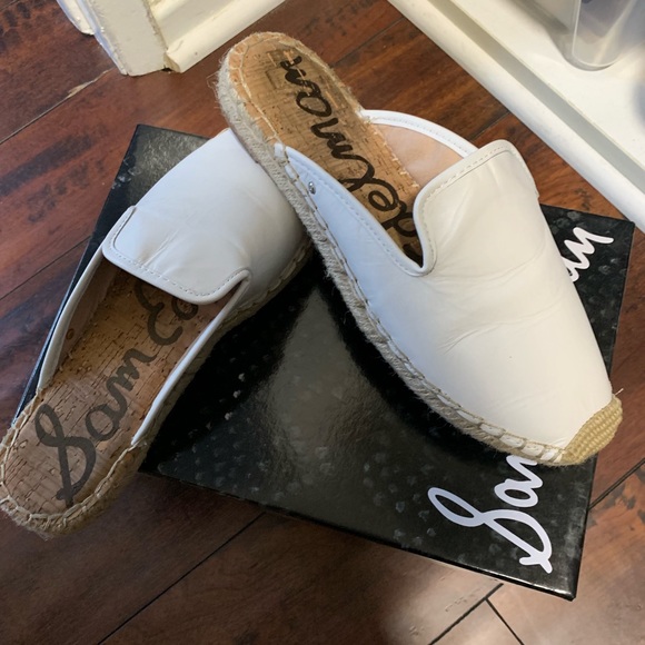 White Slides - Picture 4 of 4